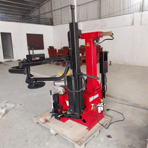 Máy làm lốp ô tô LK1000 có tay hỗ trợ
