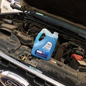 Nước rửa kính Topco